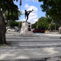 Remodelan plaza en la que está la estatua a Juan Marichal para la Serie del Caribe