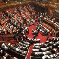 Un "hacker" se cuela en una reunión en línea de senadores y proyecta videos pornográficos