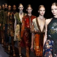 Inicia la Semana de la Moda en Nueva York, una edición marcada por el COVID