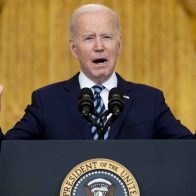 Biden golpea la banca rusa para convertir a Putin en un "paria" internacional