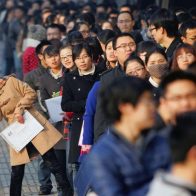China dará ayudas al empleo ante cifra récord de graduados universitarios