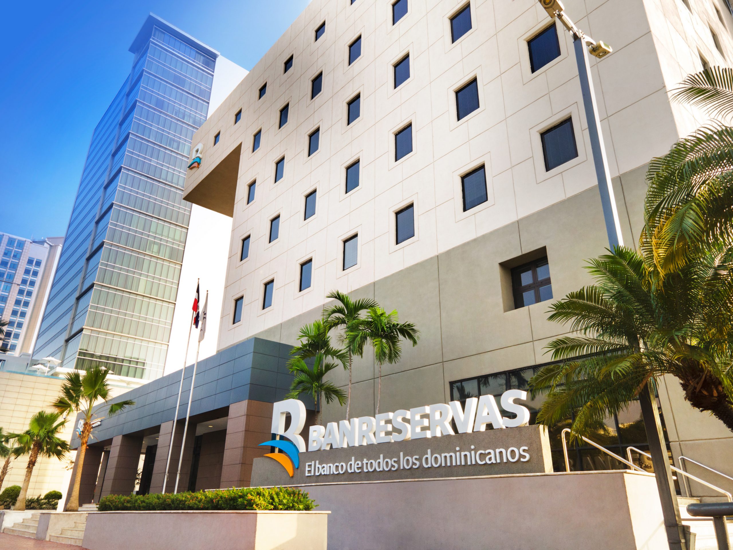 Banreservas recibe 20 certificaciones de Sostenibilidad 3R