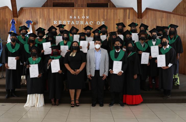 CAASD gradúa bachilleres técnicos en control de procesos ambientales