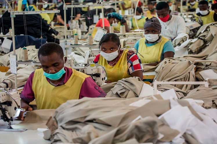 Trabajadores en Haití son considerados "esclavos asalariados"