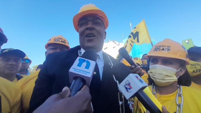 Pedro Botello: "Hemos sido agredidos por ejercer un derecho constitucional"