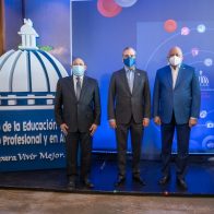 Presidente Abinader y ministro Fulcar inician transformación de Liceos en Politécnicos