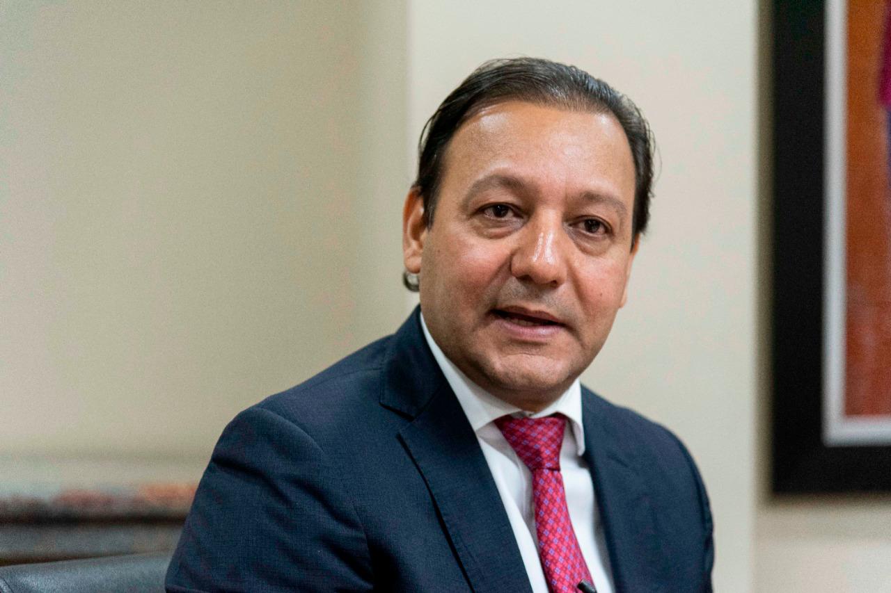 Abel Martínez denuncia Gobierno impulsa Plan de Regularización por vía Administrativa