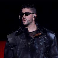 El famoso camión de Bad Bunny sale en alquiler en Airbnb