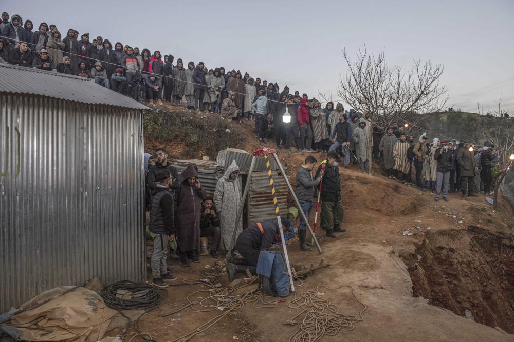 Marruecos en duelo por muerte de niño de 5 años en un pozo