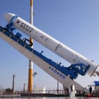 Corea del Sur prueba con éxito un cohete espacial de combustible sólido