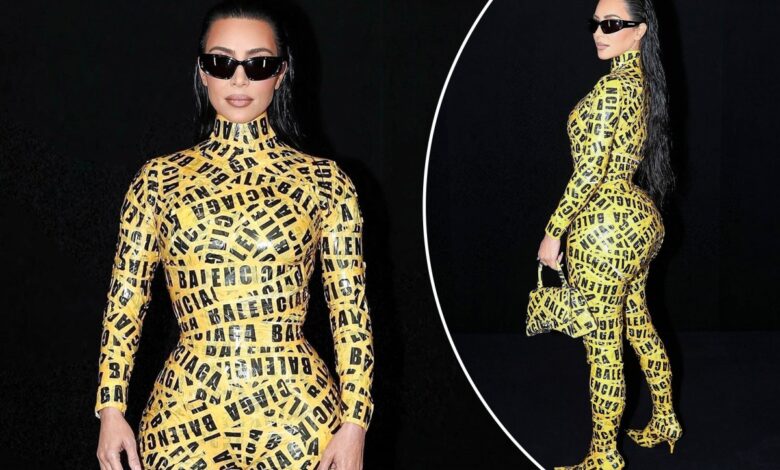 Kim Kardashian hace alarde de curvas con catsuit de Balenciaga hecho con cinta