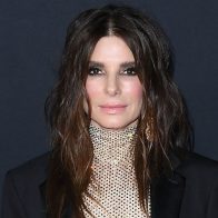 La maternidad retira del cine a Sandra Bullock