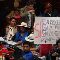 Un 58,9 % de bolivianos estaría a favor de una reforma constitucional