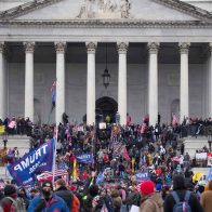 Doctora pro Trump se declara culpable por el asalto al Capitolio de EE.UU.