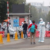 ¡Otra vez! Ordenan confinamiento en Changai por aumento de coronavirus