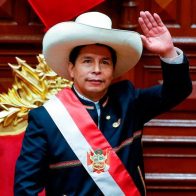 Congreso de Perú debate destitución de Castillo en juicio político relámpago