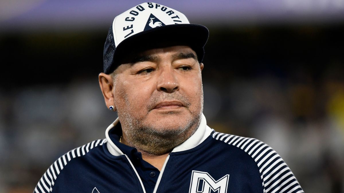 Los médicos de Maradona no actuaron ante las señales de una falla cardíaca, según un perito