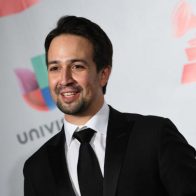 Lin-Manuel Miranda no se presentará en los Oscar tras positivo a COVID-19 de su esposa