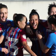 5-0. El Barcelona gana su séptima Liga con una 'manita' al Real Madrid