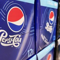 Suspenden la producción y venta de Pepsi-Cola en Rusia