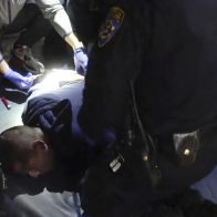 "¡No puedo respirar!": Difunden el video de un hombre que muere mientras es retenido por la policía en California
