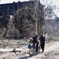 Rusia acusa a los ucranianos de la catástrofe humanitaria de Mariúpol