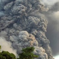 Registran una gran erupción volcánica en Papúa Nueva Guinea
