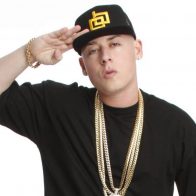 Cosculluela le pide el divorcio y la custodia total de sus dos hijos a su esposa