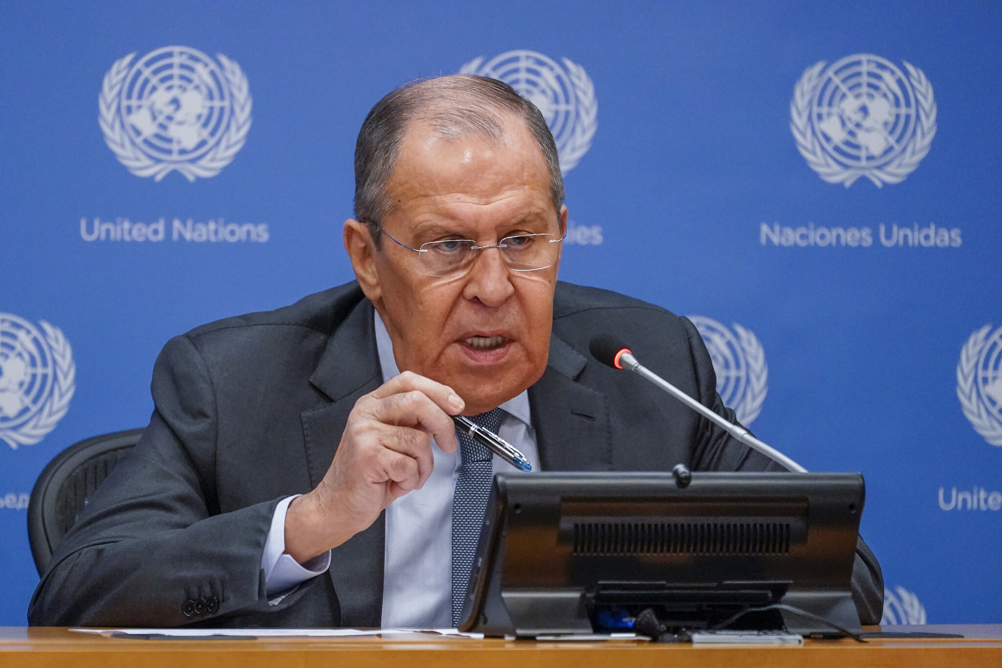 Lavrov acusa a Occidente de "rusofobia cavernícola"
