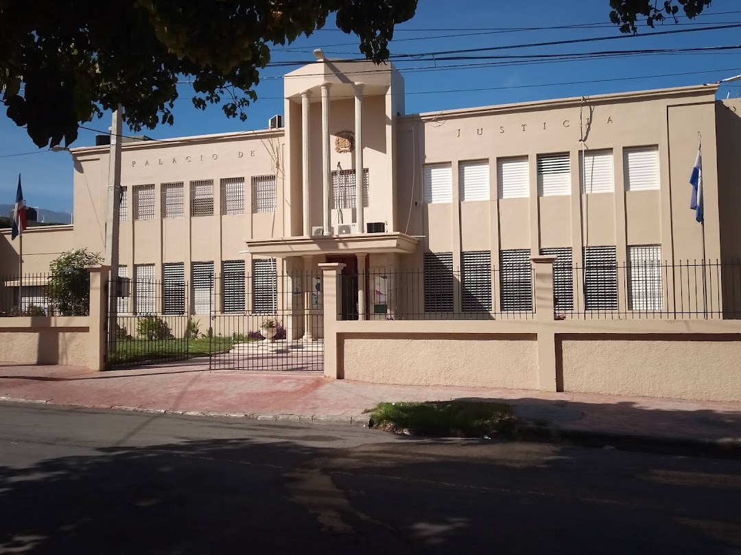 Imponen prisión preventiva a varios acusados en Operación Iguana