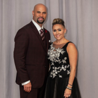 Esposa de Albert Pujols será sometida a cirugía para extirparle tumor