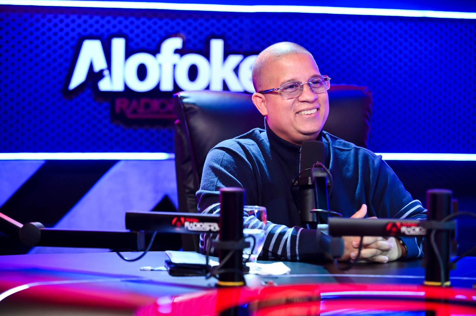 Héctor El Father: "Farruko gritó lo que no gritó un montón de artistas que se han suicidado"