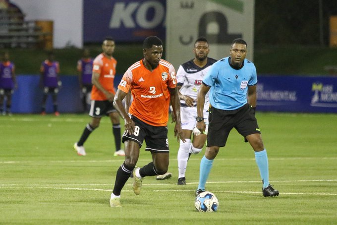 Liga Dominicana de Fútbol arranca con empate entre Cibao y Moca