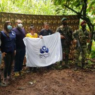 Liberan a dos personas secuestradas por desacuerdo de las FARC en Colombia