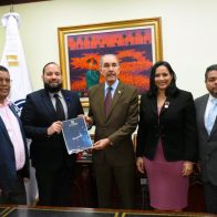 Ministro de Educación Superior recibe visita de Directiva de SODOMEDI