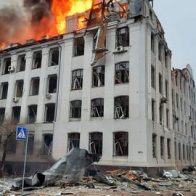Rusia bombardea Ojtirka, en el nordeste de Ucrania