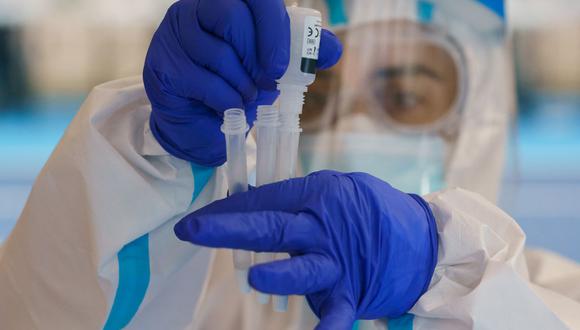 Pico de pandemia permanecerá "durante febrero y marzo" en China
