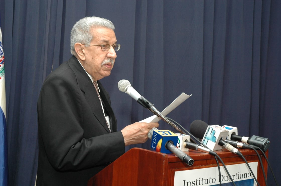 Vida y trayectoria del profesor José Joaquín Pérez Saviñón