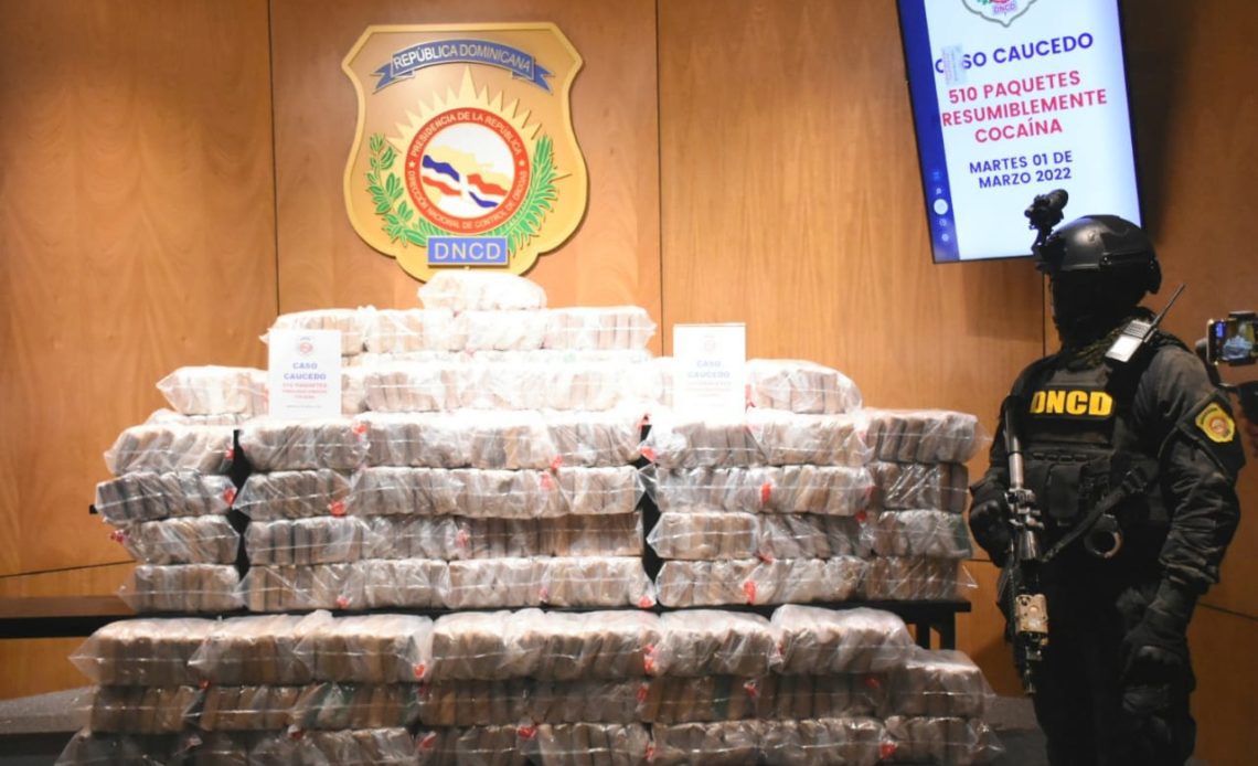 Confiscan 290 paquetes de cocaína en la costa de La Romana