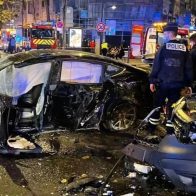 Un taxista demanda a Tesla por supuestas fallas técnicas luego de un accidente