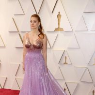 Jessica Chastain, de las más madrugadoras en la alfombra roja de los Óscar