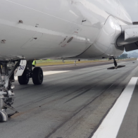 Avión repleto de pasajeros aterriza de emergencia en aeropuerto de Colombia