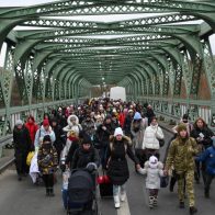 A un mes de invasión: Más de 3,6 millones de refugiados se reparten por Europa
