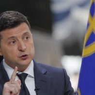 Volodímir Zelenski acusa Rusia de intentar destruir Donbás como a Mariúpol