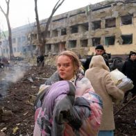 La bloguera ucraniana embarazada y herida en Mariupol dio a luz una niña