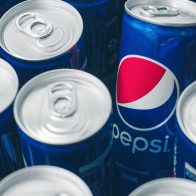 Pepsi suspende la venta de sus productos y sus inversiones en Rusia