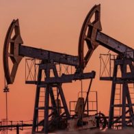 Petróleo de Texas baja un 4% y se sitúa en 94,29 dólares el barril