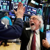 Wall Street cierra en verde y el Dow Jones sube un 0,74 %