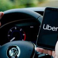 Uber aumenta un 18% a las tarifas de viajes desde Aeropuerto Las Américas
