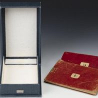 Devuelven a una biblioteca universitaria los cuadernos de Darwin desaparecidos en el año 2000